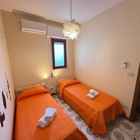 Villa Banksy Addaura Mondello Palermo Exterior photo