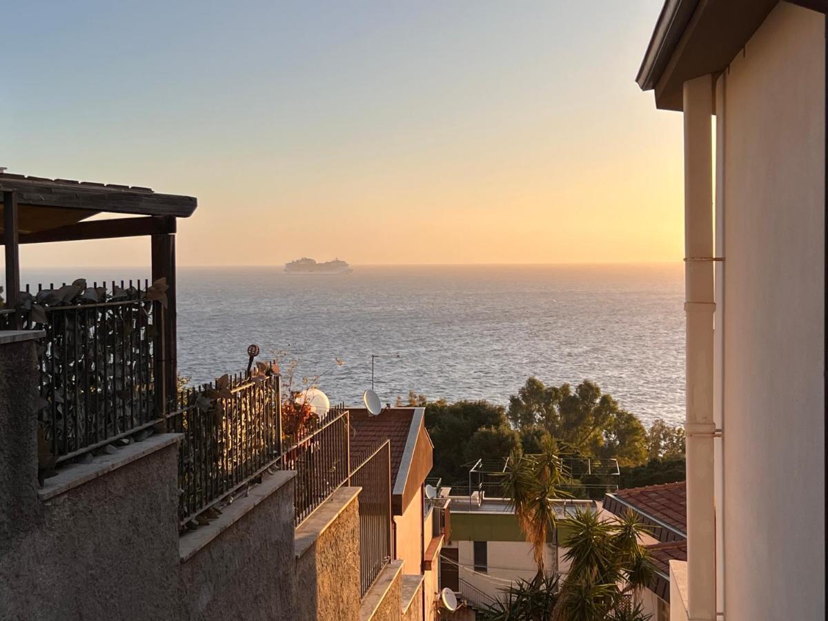 Villa Banksy Addaura Mondello Palermo Exterior photo