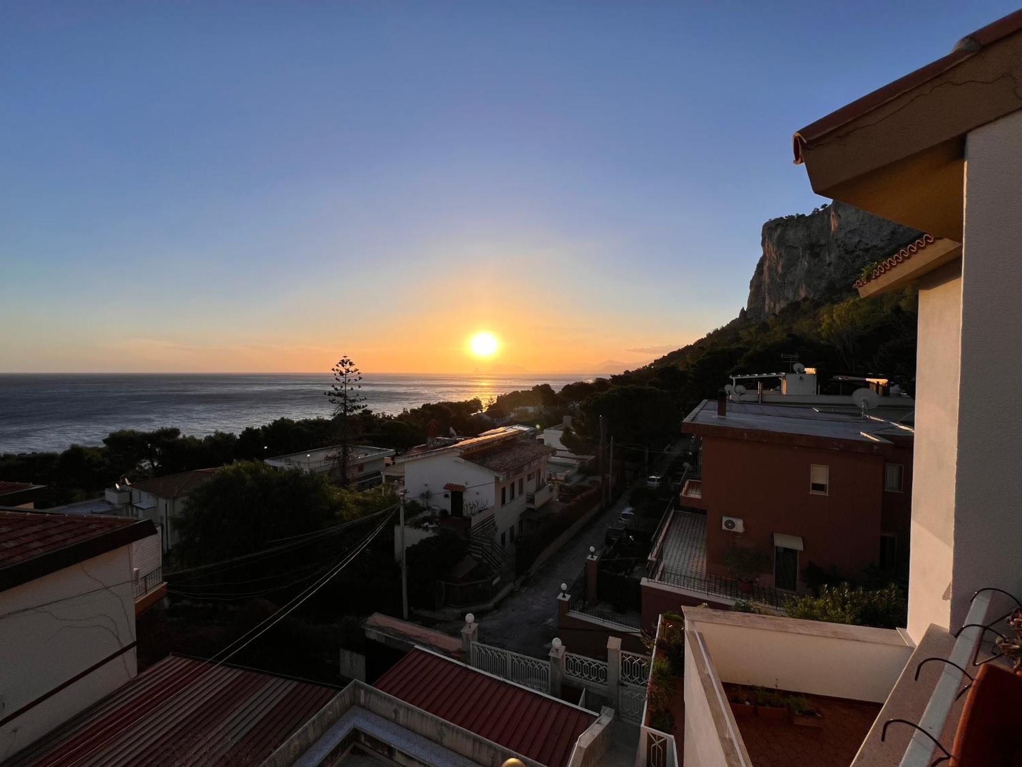 Villa Banksy Addaura Mondello Palermo Exterior photo